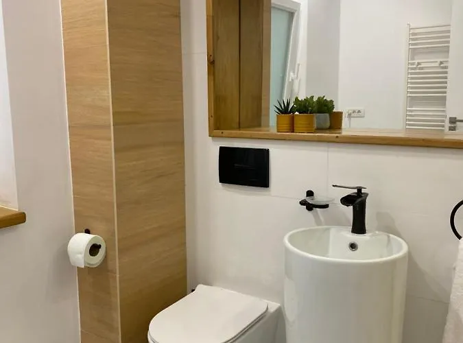 アパート Cozy Flat 5