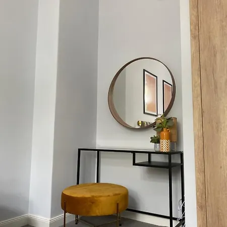 Cozy Flat 5 شقة *