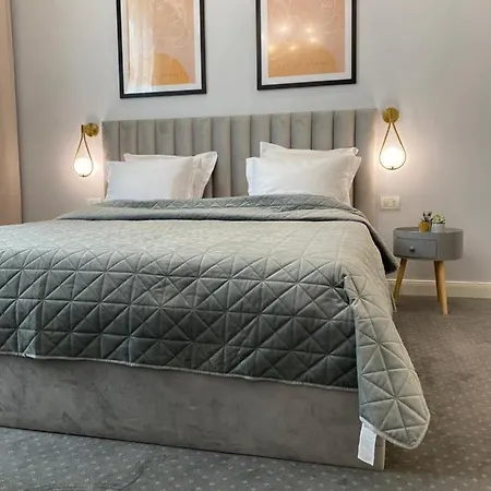 Apartmán Cozy Flat 5 *